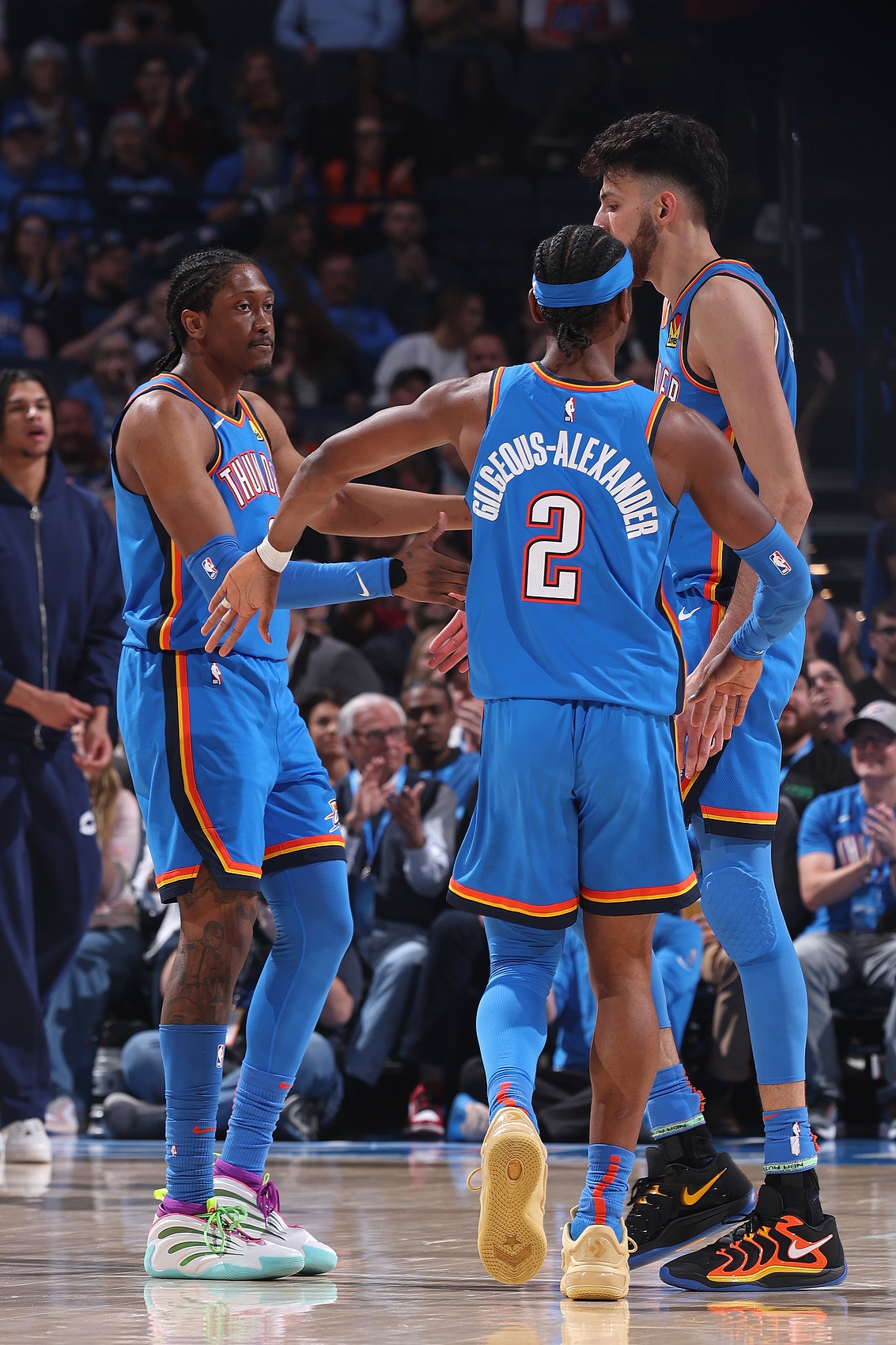 爱游戏-B/R预测西部球队新赛季战绩：雷霆62胜 火箭52胜 洛城双雄50胜