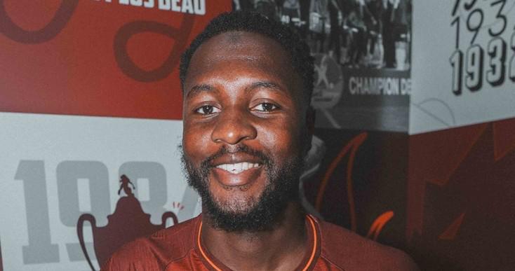 爱游戏官网-官方：梅斯免签米兰旧将巴洛-图雷，双方签约1+1年